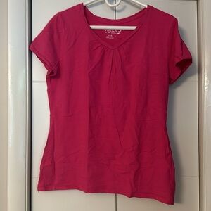 Hanes Magenta V-neck Tee Size L